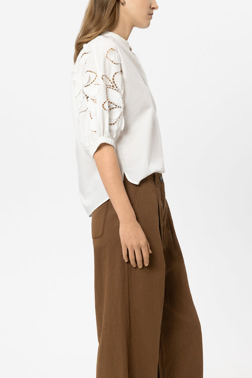 Blouse met borduursels met gaatjes - wit - Standaard