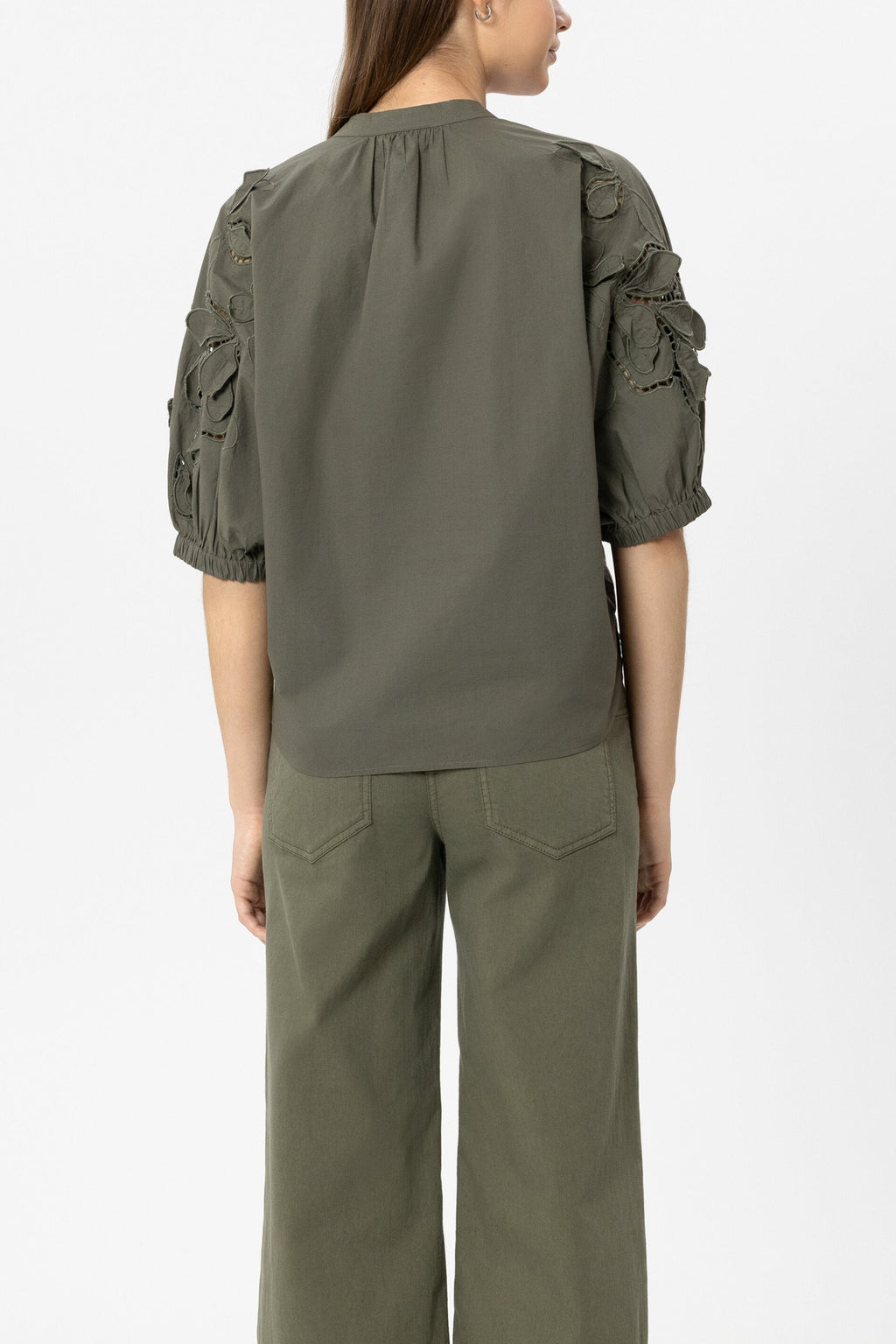 Blouse met borduursels met gaatjes - kaki - Standaard